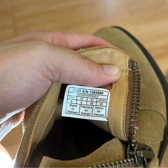 UGG Aureo II Suede Ankle Boot Booties Chestnut/Tan | Women's Size 8 - Picture 7 of 8